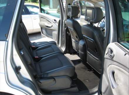 Ford - S-MAX