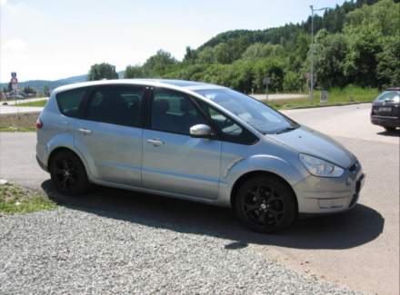Ford - S-MAX