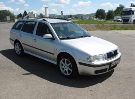 Škoda - Octavia