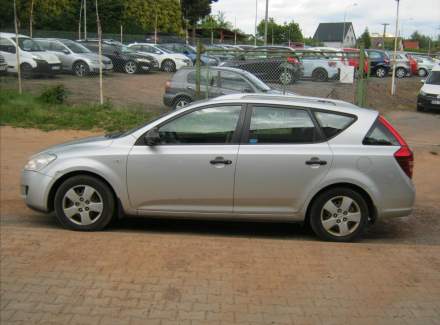 Kia - Cee'd