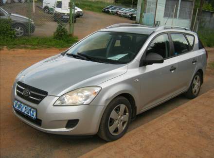 Kia - Cee'd