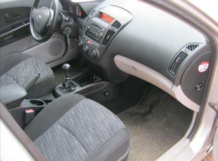 Kia - Cee'd