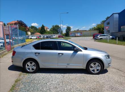 Škoda - Octavia