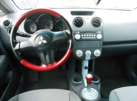 Mitsubishi - Colt