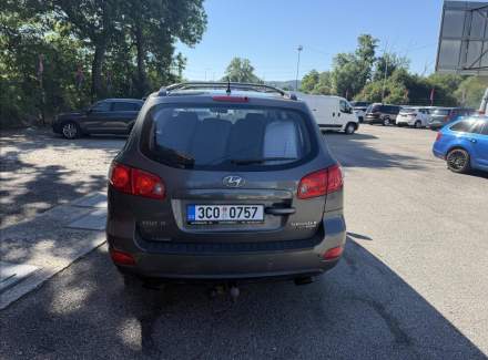 Hyundai - Santa FE