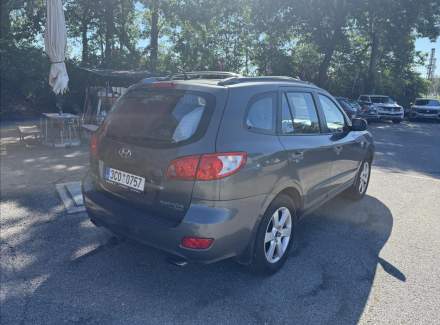 Hyundai - Santa FE