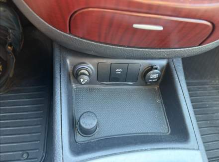 Hyundai - Santa FE