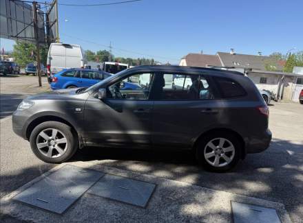 Hyundai - Santa FE
