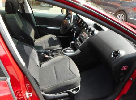 Peugeot - 308