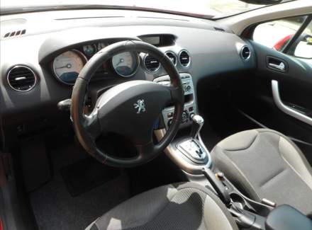 Peugeot - 308