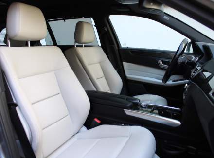 Mercedes-Benz - E-class