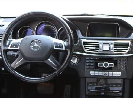 Mercedes-Benz - E-class