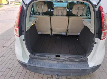 Renault - Scenic