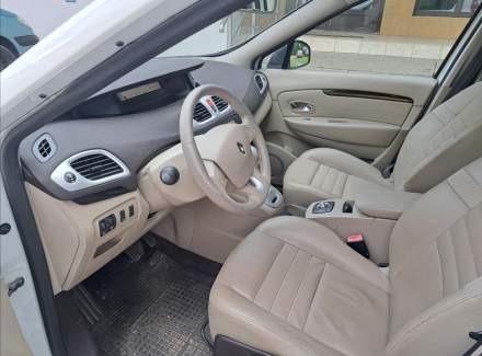 Renault - Scenic