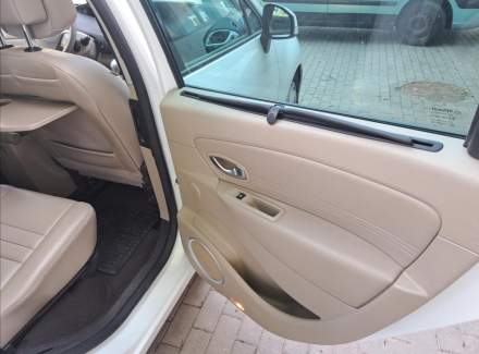 Renault - Scenic