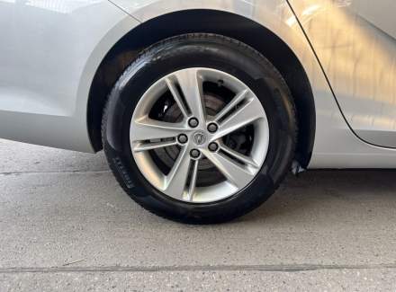 Opel - Insignia