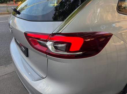 Opel - Insignia