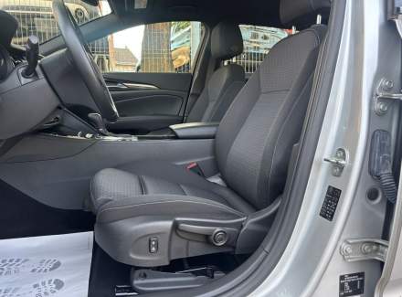 Opel - Insignia