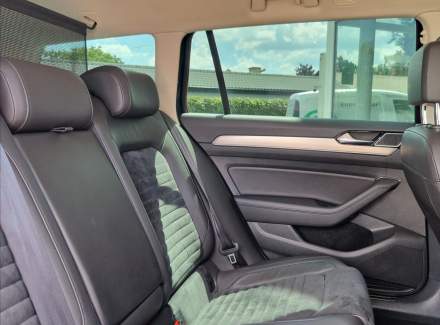 Volkswagen - Passat