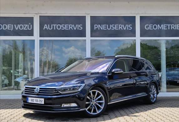 Volkswagen - Passat