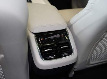 Volvo - XC60