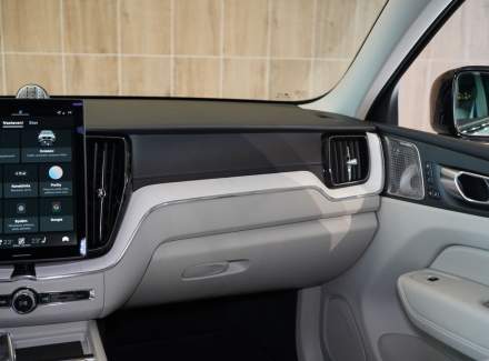 Volvo - XC60
