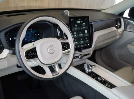Volvo - XC60