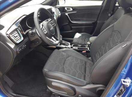 Kia - XCeed