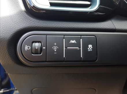 Kia - XCeed