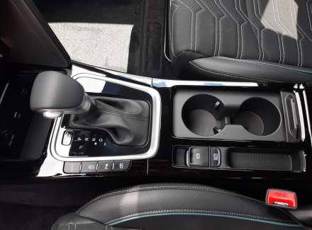 Kia - XCeed