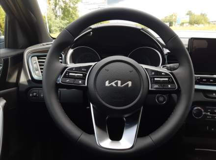Kia - XCeed