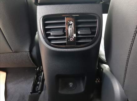 Kia - XCeed