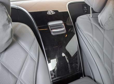 Mercedes-Benz - S-class