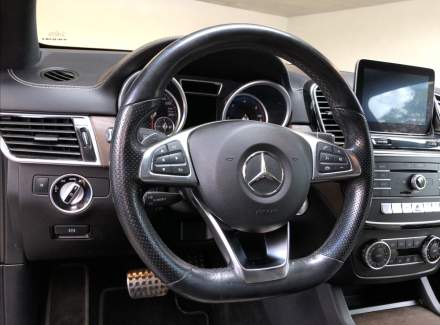Mercedes-Benz - GLE