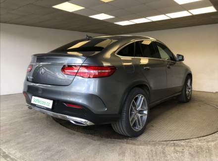Mercedes-Benz - GLE