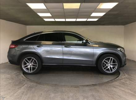 Mercedes-Benz - GLE
