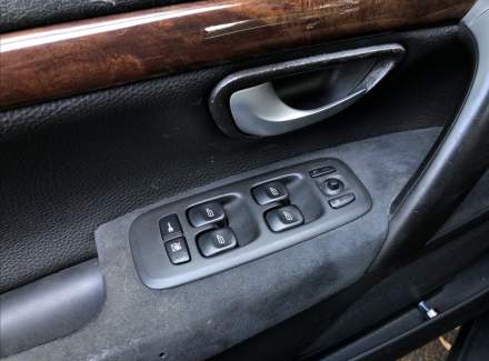 Volvo - S80