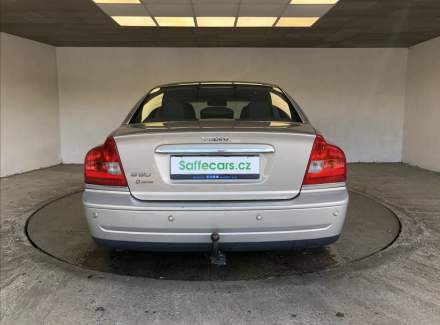 Volvo - S80