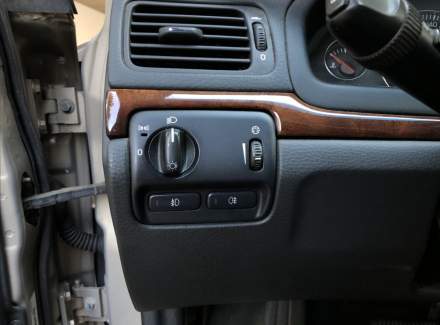 Volvo - S80