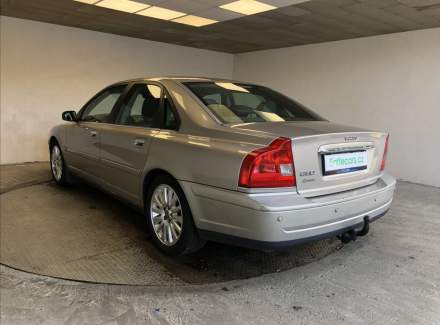 Volvo - S80