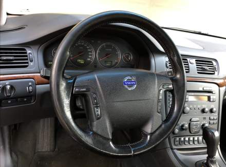 Volvo - S80