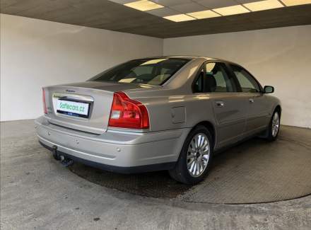 Volvo - S80