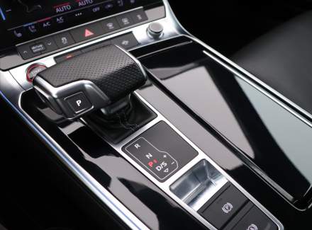 Audi - S6