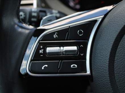 Kia - XCeed