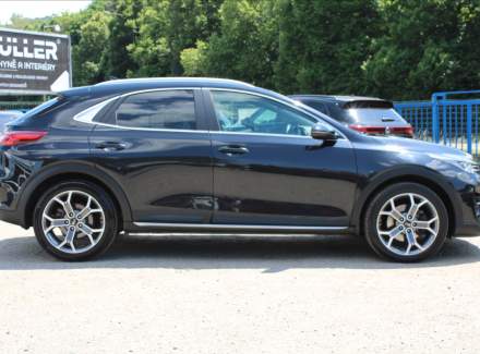 Kia - XCeed