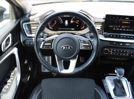 Kia - XCeed