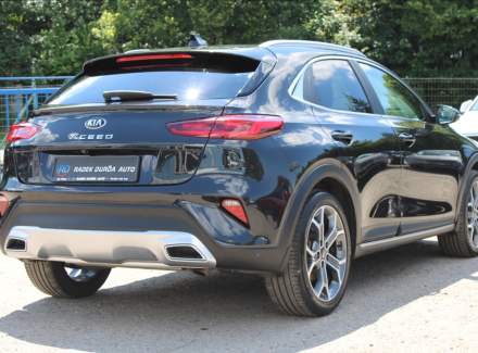 Kia - XCeed