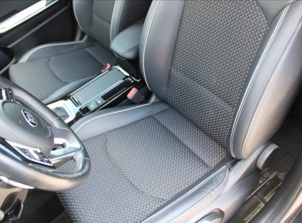 Kia - XCeed