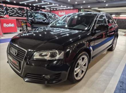 Audi - A3