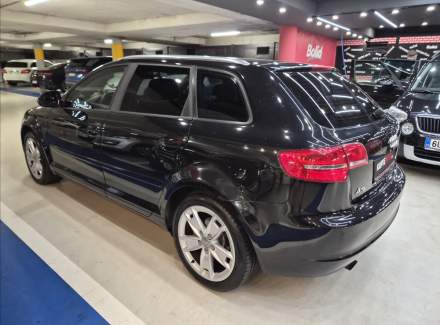 Audi - A3
